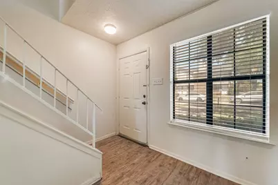 2826 Wimbledon Court #B, Garland, TX 75041 - Photo 3