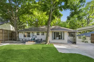9809 Lanshire Dr, Dallas, TX 75238 - Photo 25