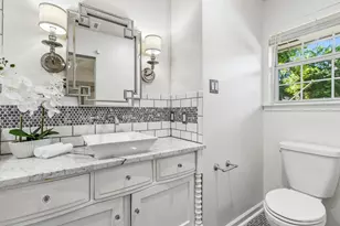 9809 Lanshire Dr, Dallas, TX 75238 - Photo 15