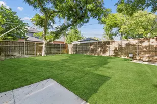 9809 Lanshire Dr, Dallas, TX 75238 - Photo 23