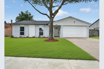 1109 Coffeyville Trail, Grand Prairie, TX 75052 - Photo 1