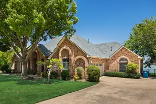 2318 Southbay Cir, Rowlett, TX 75088 - Photo 9