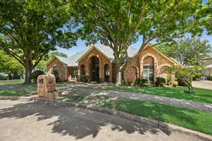2318 Southbay Cir, Rowlett, TX 75088 - Photo 7