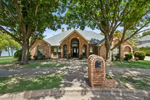 2318 Southbay Cir, Rowlett, TX 75088 - Photo 5
