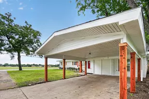 1301 Manor Dr, Cleburne, TX 76033 - Photo 29