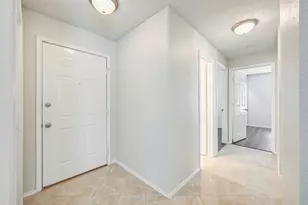 2822 White Oak Dr, Grand Prairie, TX 75052 - Photo 3