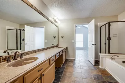 4528 Fargo Drive, Grand Prairie, TX 75052 - Photo 7