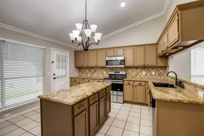 4528 Fargo Drive, Grand Prairie, TX 75052 - Photo 5