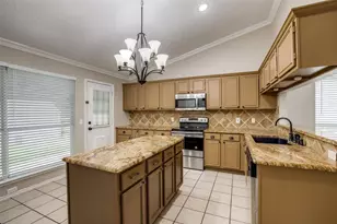 4528 Fargo Dr, Grand Prairie, TX 75052 - Photo 5