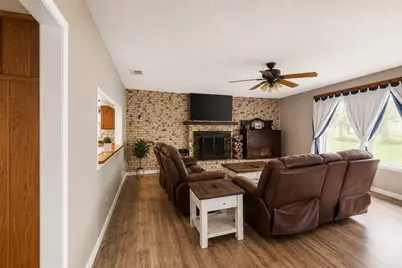 119 Dennis Street, Jacksboro, TX 76458 - Photo 5