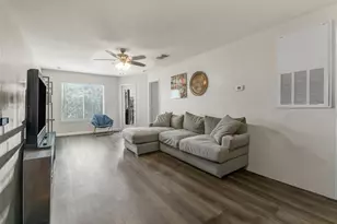 527 Southwest Pkwy, College Station, TX 77840 - Photo 3