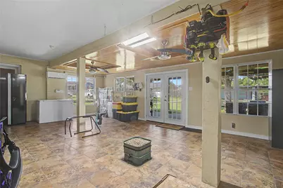 7921 White Settlement Road, White Settlement, TX 76108 - Photo 27