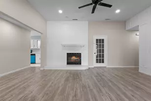 149 Lassetter Dr, Red Oak, TX 75154 - Photo 5