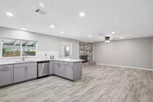 3049 Ravine Trail, Carrollton, TX 75007 - Photo 11