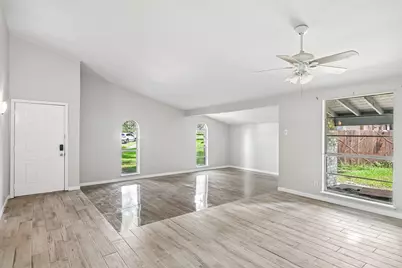 3049 Ravine Trail, Carrollton, TX 75007 - Photo 5