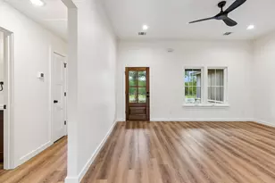 421 Hamilton Rd, Mineral Wells, TX 76067 - Photo 5