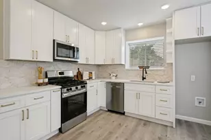 1653 Crosshaven Dr, Lewisville, TX 75077 - Photo 11