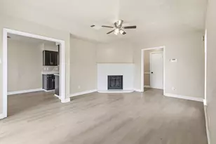 2526 Lido Ln, Arlington, TX 76015 - Photo 7