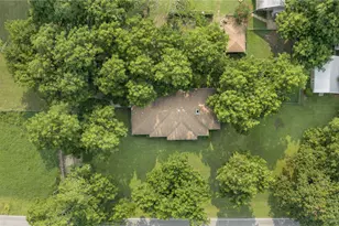 209 N Harrison St, Roxton, TX 75477 - Photo 25