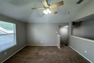 304 E Clover Park Dr, Fort Worth, TX 76140 - Photo 27