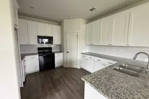 100 Kentucky Dr, Willow Park, TX 76087 - Photo 5