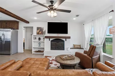 1057 Hereford Drive, Springtown, TX 76082 - Photo 3