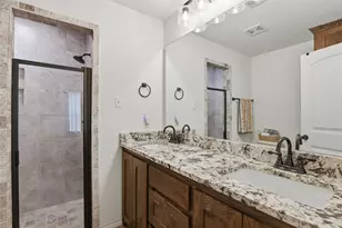 1057 Hereford Dr, Springtown, TX 76082 - Photo 9