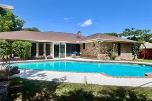 1826 Green Tree Ln, Duncanville, TX 75137 - Photo 31