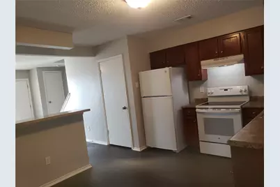 644 S Rogers Road, Irving, TX 75060 - Photo 7