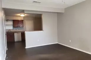 644 S Rogers Rd, Irving, TX 75060 - Photo 3