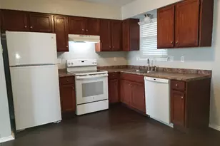644 S Rogers Rd, Irving, TX 75060 - Photo 9