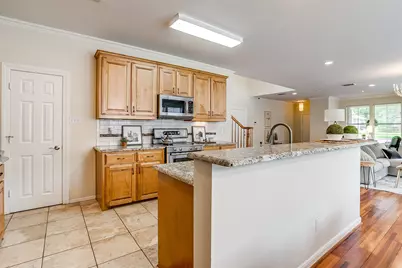 2314 W Rosedale Street S, Fort Worth, TX 76110 - Photo 13