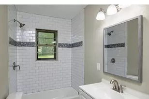 2416 Hillview Dr, Fort Worth, TX 76119 - Photo 13