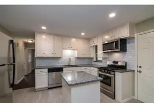2416 Hillview Dr, Fort Worth, TX 76119 - Photo 7