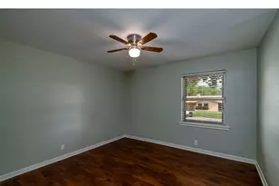 2416 Hillview Dr, Fort Worth, TX 76119 - Photo 11