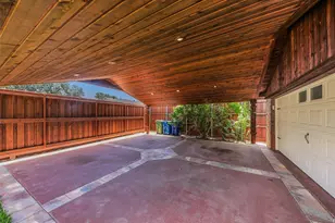 1929 Avignon Ct, Carrollton, TX 75007 - Photo 23