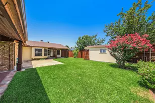 1929 Avignon Ct, Carrollton, TX 75007 - Photo 25