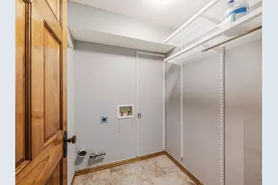 1929 Avignon Court, Carrollton, TX 75007 - Photo 13