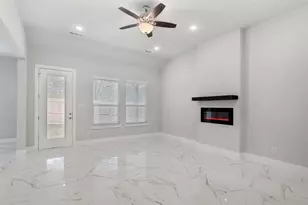 2217 S Peachtree Ct, Denison, TX 75020 - Photo 5