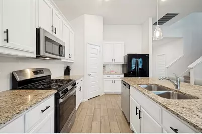 14065 Ilderton Street, Pilot Point, TX 76258 - Photo 7