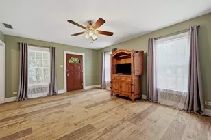 520 W Acheson St, Denison, TX 75020 - Photo 7