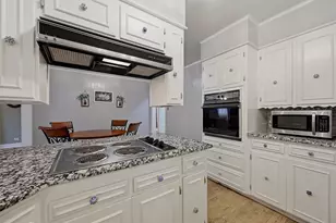 520 W Acheson St, Denison, TX 75020 - Photo 11