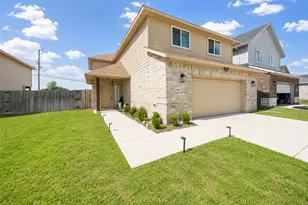 256 Natalie Dr, Grand Prairie, TX 75051 - Photo 29