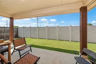 256 Natalie Dr, Grand Prairie, TX 75051 - Photo 25