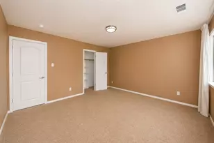 256 Natalie Dr, Grand Prairie, TX 75051 - Photo 25