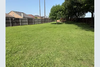 602 Seasons W, Sherman, TX 75092 - Photo 9