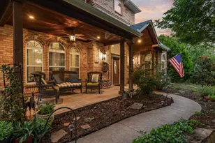 810 Cross Timbers Drive, Double Oak, TX 75077 - Photo 3