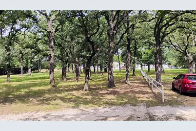 921 Sportsman Park Road, Azle, TX 76020 - Photo 5