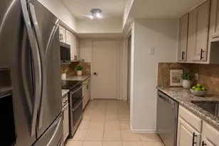 13327 Daystrom Ct, Dallas, TX 75243 - Photo 21