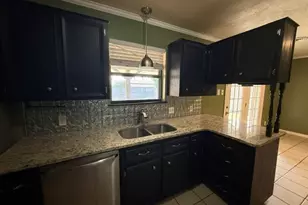 1949 Chimneywood Ct, Abilene, TX 79602 - Photo 5
